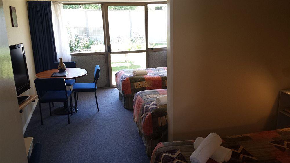 Fairway Motel & Apartments Wanaka Dış mekan fotoğraf