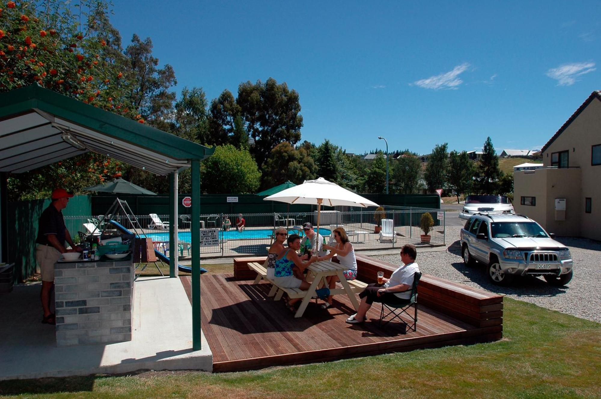 Fairway Motel & Apartments Wanaka Dış mekan fotoğraf