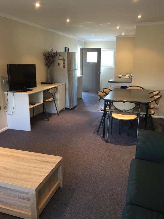 Fairway Motel & Apartments Wanaka Dış mekan fotoğraf